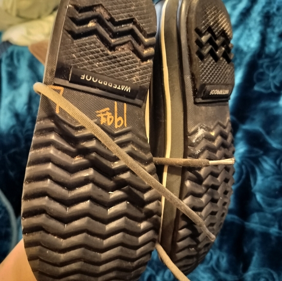 EUC Sorel waterproof boots grey size 6.5 as is - Picture 6 of 11